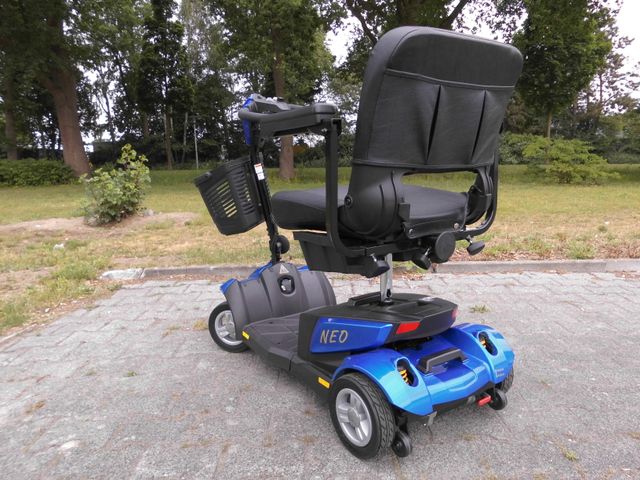 Scooter Neo