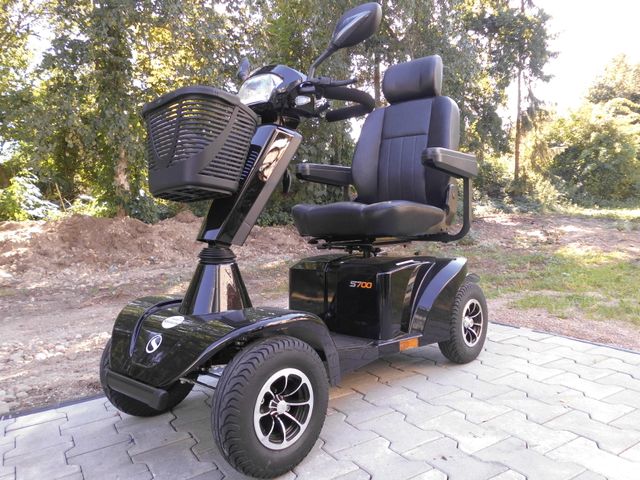 Sterling Vaila S 700