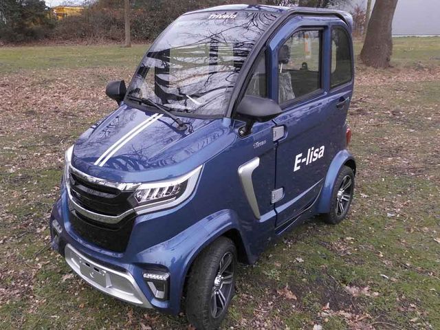 Elektromobil e -Lisa