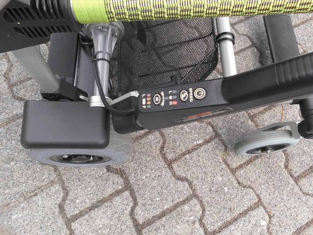 klappbarer elektrischer Rollstuhl Moving Star