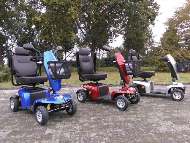Elektromobil Krankenfahrstuhl Scooter Kymco Komfy