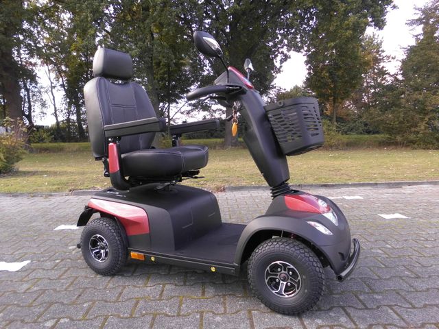 Invacare Comet Pro