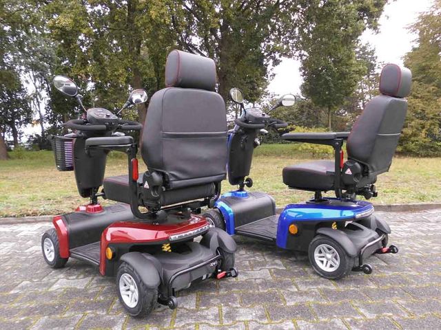 Elektromobil Krankenfahrstuhl Scooter Kymco Komfy