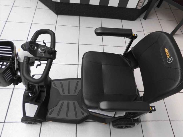 Leichtgewicht Scooter 6 km/h Jazzy ZTS